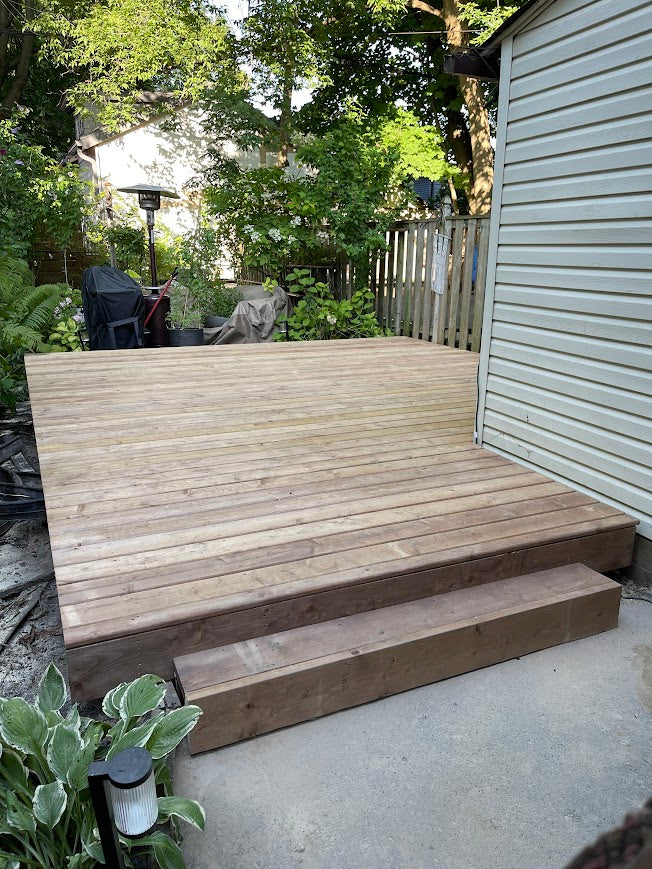 deck build in toronto