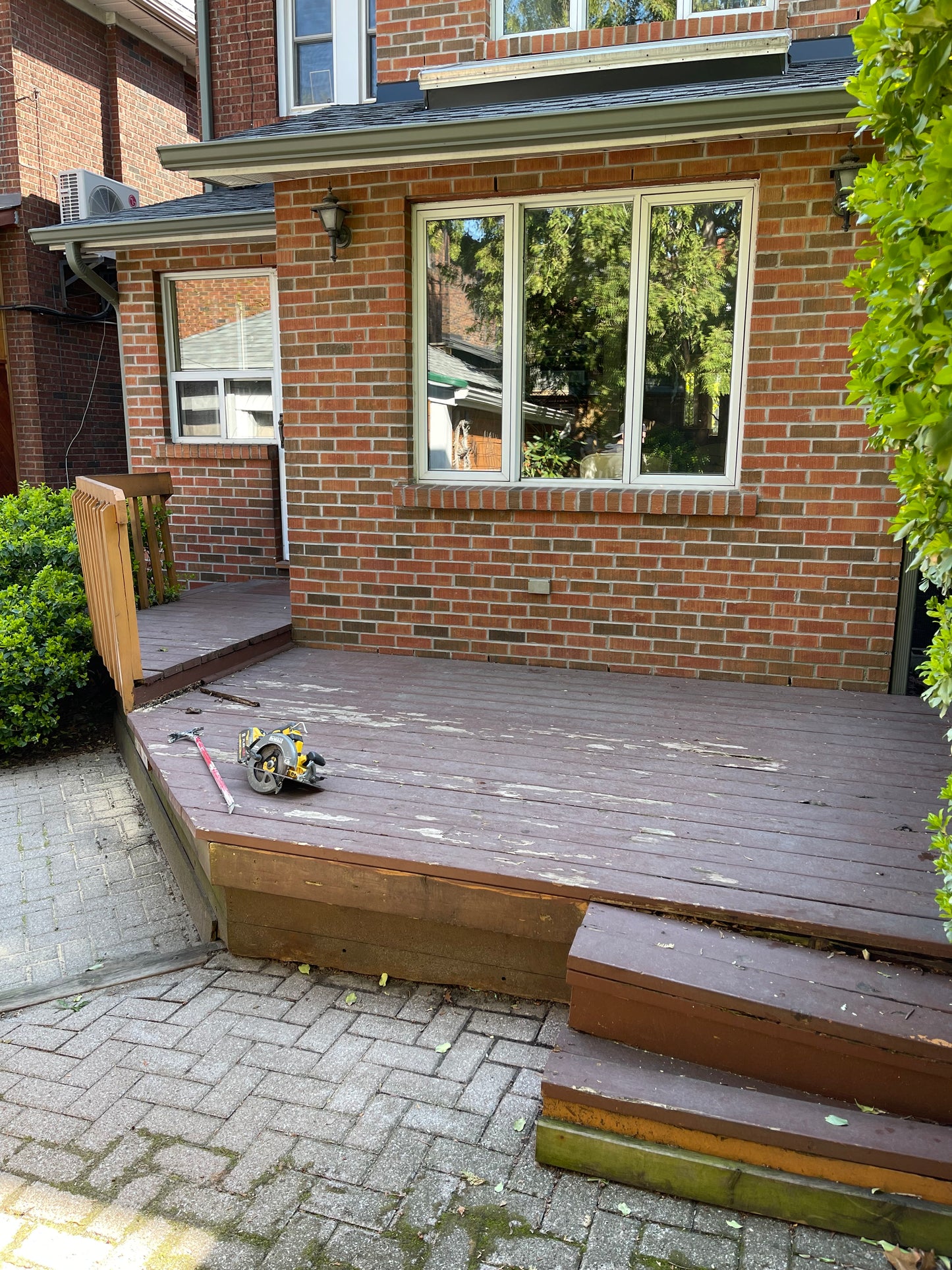 Deck & Fence Services in Bowmanville