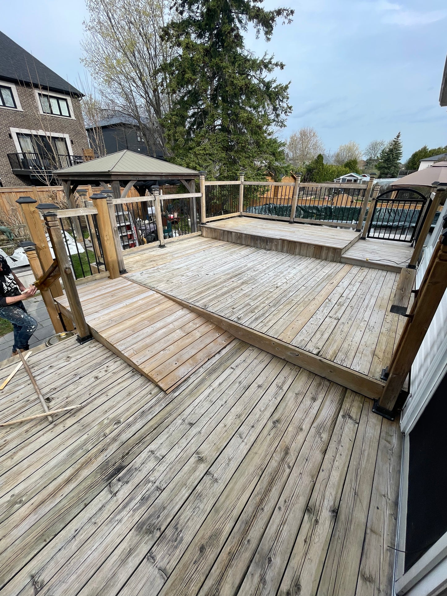 Deck and Fence Services in Newcastle, ON