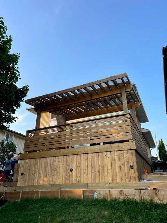 Deck & Fence Services in Bowmanville